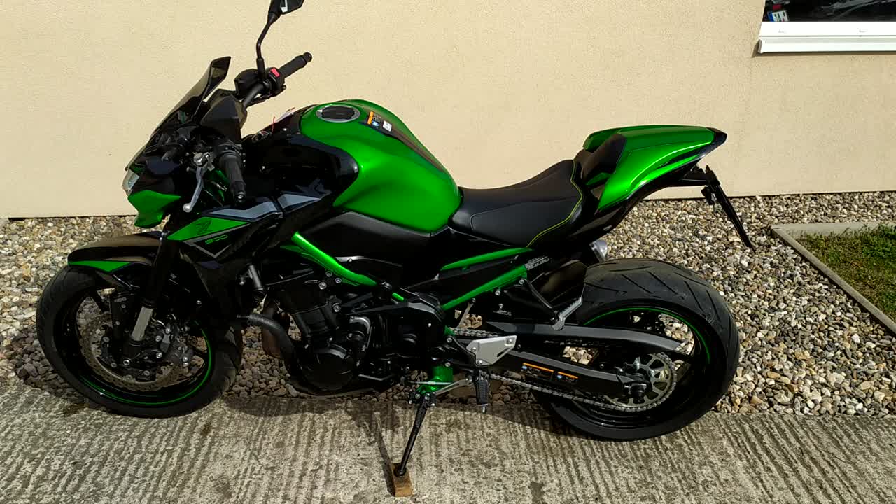 Video – Kawasaki Z 900