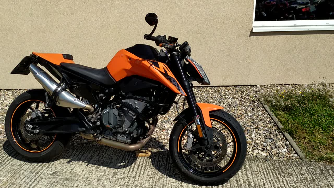 Video – KTM 790 Duke