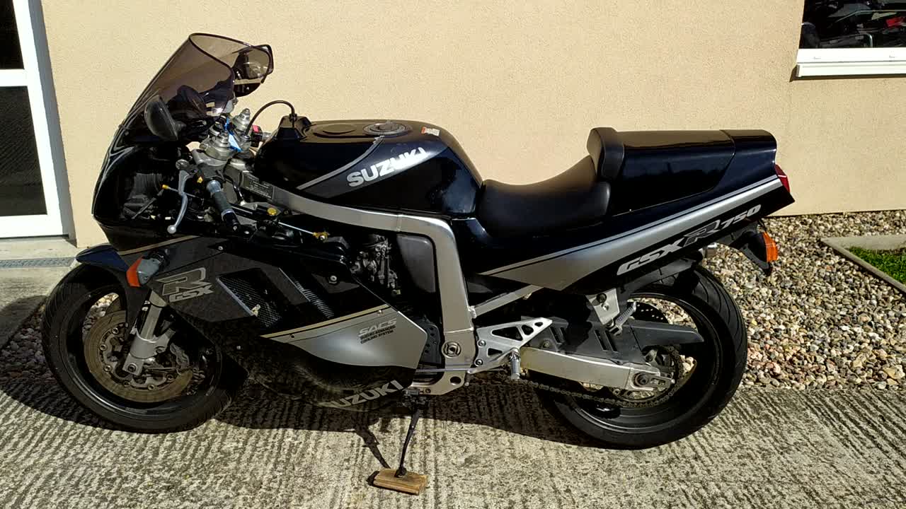 Video – Suzuki GSX-R 750